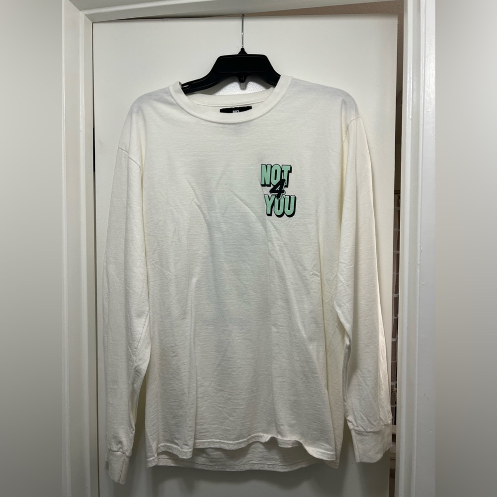 Nothin’ Special brand, From lookbook F/W 2019 exclusive. Large Longe sleeve T